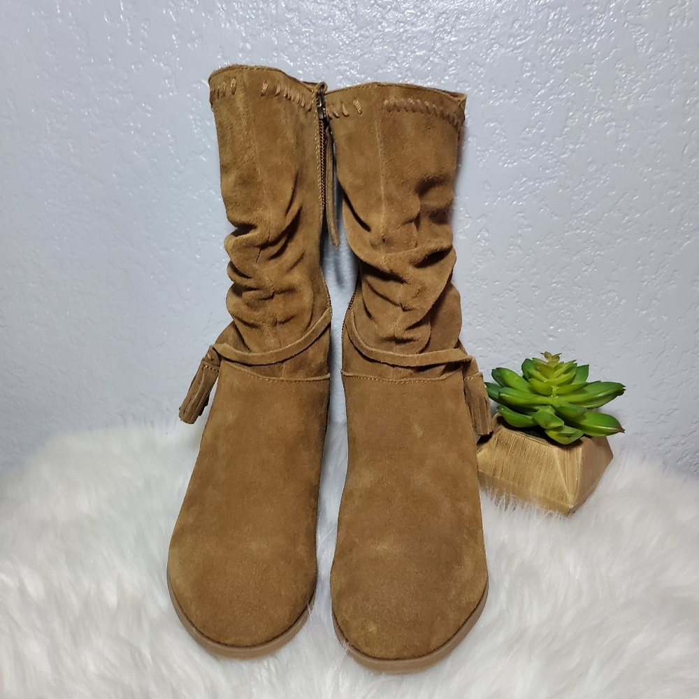 Minnetonka Suede Leather mid calf brown boots - Picture 2 of 7